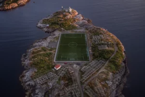 Fotballbane i Lofoten