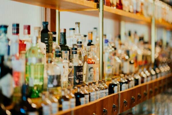 Populære brennevin i Norge: fra akevitt til vodka